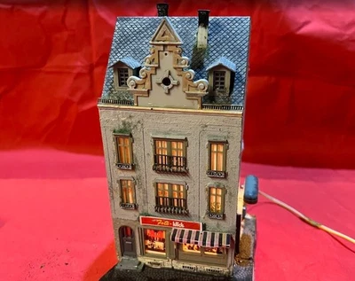 Diorama HO 1:87 Altstadt Stadt Haus patiniert beleuchtet + Seuthe Schornstein - Bild 1 von 4