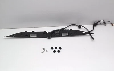 Lincoln Navigator 2022-2024 matrícula moldura negra trasera OEM NL7Z-13A565-D Foto 1 de 4