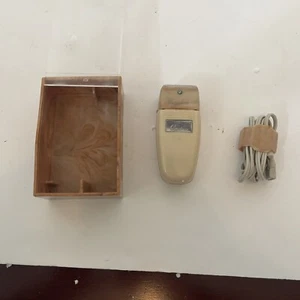 Vintage Remington Contour De Luxe Electric Razor With Case TESTED - Picture 1 of 4