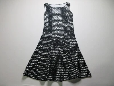 Vestido New York & Company negro blanco patrón geométrico calce y acampanado para mujer talla S Foto 1 de 4