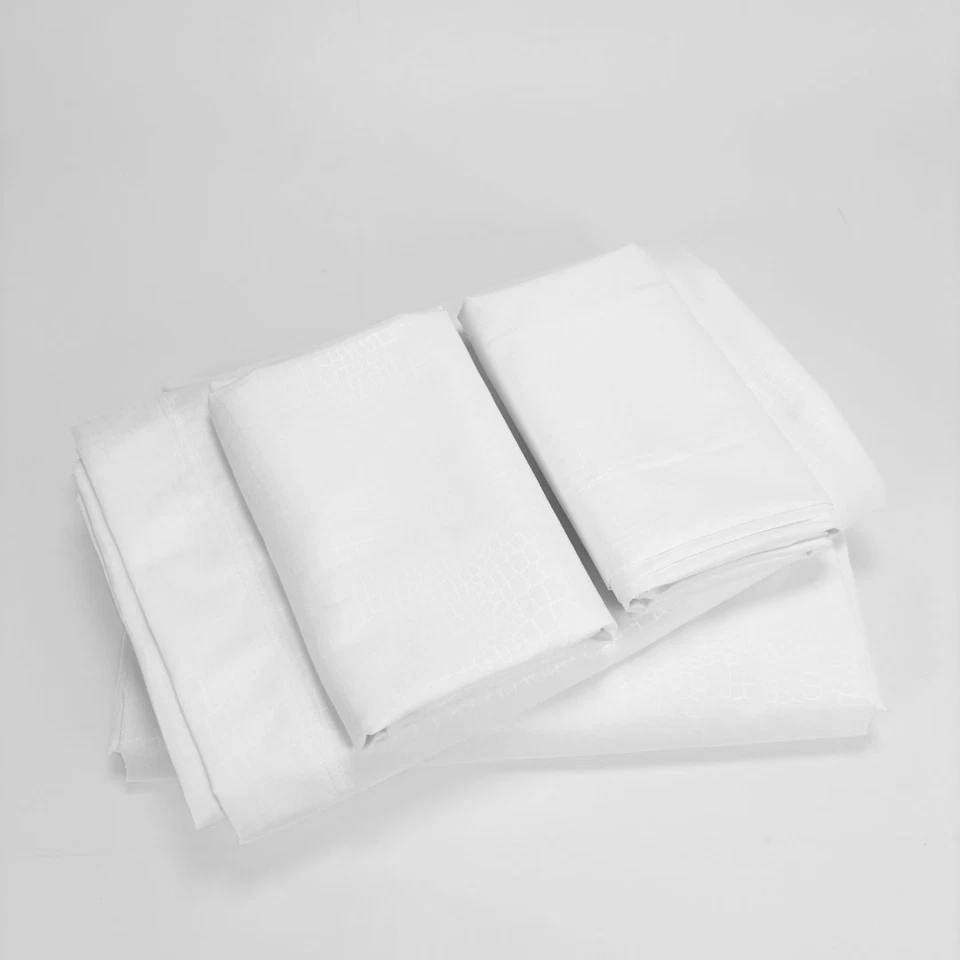 Completo Letto No Stiro Martellato Matrimoniale Bianco  Hotel BeB Casa vacanza - Immagine 1 di 3