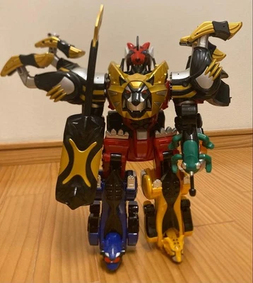 BANDAI Megazord Power Rangers Jungle Fury Sentai Gekiranger DX Rin Gekitouja - Imagen 1 de 4