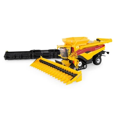 Retro Chase ERTL 1/64 New Holland CR11 Tracked Combine 2025 Farm Show 61022 - Image 1 of 2