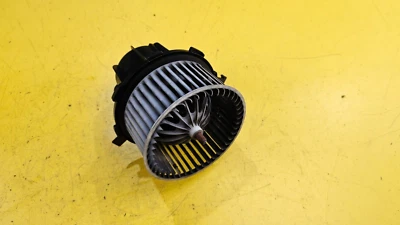 AUDI A5 8T COUPE 2.0 TFSI TDI 2007-2011 HEATER BLOWER FAN MOTOR 8K2820021 - Image 1 of 4