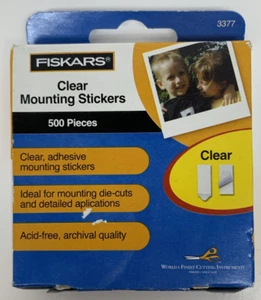 Fiskars No. 3377 Box Of 500 Clear Mounting Arrow Flag Shaped Stickers - Picture 1 of 6