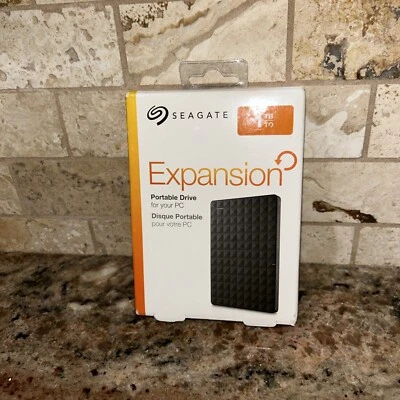 Seagate Expansion Portable 1TB, External, 2.5 inch (STEA1000400) Hard Drive New - Image 1 of 4