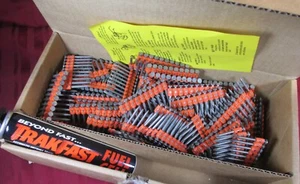 GRIDMASTER BUILDEX 1 1/2" MASONRY PIN NAIL FASTENER 2384900 NO FUEL CELL EIFS - Picture 1 of 3