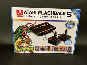 Atari Flashback 5 - 92 Classic Games Console 2 Controllers In Original Box - Picture 1 of 3