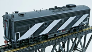 Rapido 223524 HO Canadian National CN #6628 F9 B F9B DCC Sound Loco tested - Picture 1 of 8
