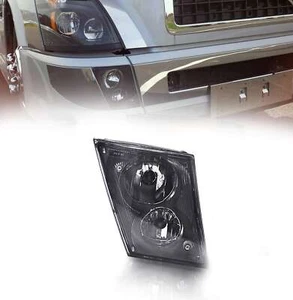 2003-2017 Volvo Fog Light VNL/VN Truck Passenger Right Side (Replaces 20737497) - Picture 1 of 7