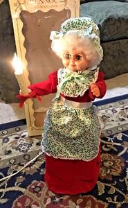 Vintage RENNOC Animated Mrs Claus 24” Animated Lighted Candle Illuminated Works - Picture 1 of 9