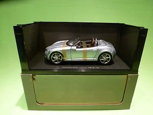 GATE 1:18 MERCEDES BENZ VISION SLA - RARE SELTEN - GOOD.CONDITION IN DEALER BOX - Imagen 1 de 8