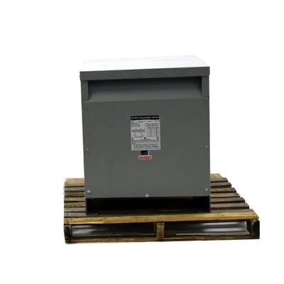 Transformador MGM AD370-G0825 45 kVA 3PH 208-277VAC tipo seco HT cerrado 45 kVA Foto 1 de 4