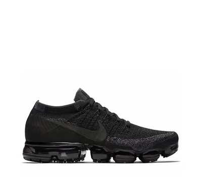 NIKE AIR VAPORMAX FLYKNIT SIZE 7 TRIPLE BLACK 899473 003 NEW - Image 1 of 4