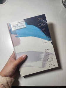 Paperchase A5 Diary 2019 Abstract Art Paint Week on 2 Pages Modern Aesthetic - Picture 1 of 4
