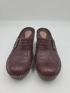 CLARKS ARTISAN COLLECTION BROWN LEATHER MULES SIZE 7 1/2 M SUEDE INSOLE - Picture 1 of 6