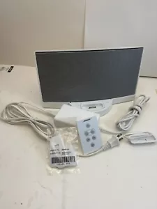 Bose SoundDock - Series 1 - Digital Music System - Picture 1 of 13