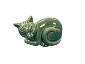 Fiesta Homer Laughlin Pottery Harlequin Spruce Green Cat Figurine Excellent - Picture 1 of 5