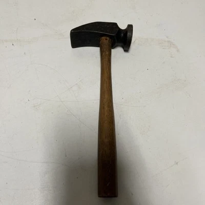 Martillo de cuero de zapatero vintage ~ cabeza 1-1/4”x1-1/4”x3-1/2” ~ eje 8-3/4” de largo Foto 1 de 4