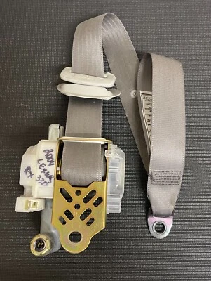 2004 2005 2006 LEXUS RX330 FRONT RIGHT PASSENGER SIDE SEAT BELT  OEM - Image 1 of 4