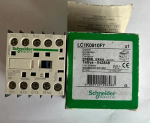 Schneider LC1K0910FZ Contactor TeSys 042848 LC1K09 - Picture 1 of 2