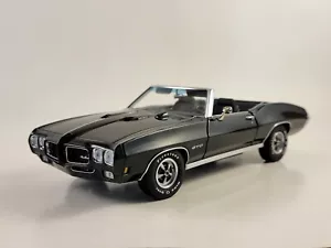 GMP 1970 Pontiac GTO convertible "BLACK w/ WHITE TOP" LE 78/150 1:24 RARE/L@@K! - Picture 1 of 24