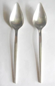 2 CUCHARAS FRUTAS TULIPÁN VINTAGE ESTERLINA 925 A MICHELSEN H. Nils RARAS* Dinamarca - Imagen 1 de 3