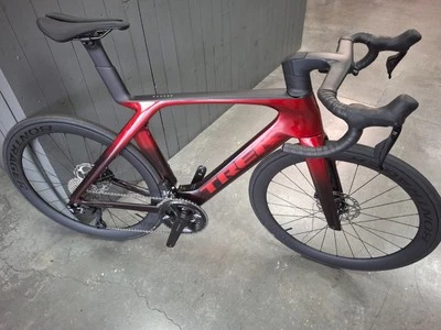 Project ONE Trek Madone SLR 6, Di2 105, 12-spd, Carbon, 56cm 2024  NEW - Image 1 of 4