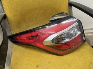 Luz trasera exterior LED LH para conductor Ford Escape 2017-2019 GJ54-13405-AG - Imagen 1 de 5