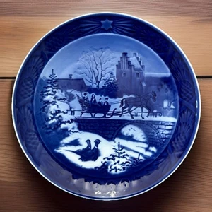 Vintage Collector Plate 1999 The Sleigh Ride Royal Copenhagen Xmas Plate 7.25” - Picture 1 of 13