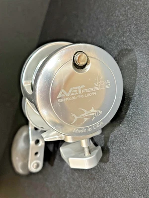 Avet Reels MXJ 6/4 MC 2-Speed Lever Drag Fishing Reel USA MADE SN#MXJ6/4R-12094 - Image 1 of 4