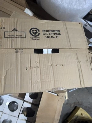 Estuche 12pk GE 18633 Par38 100w Foto 1 de 4