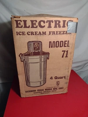 Vintage Richmond RCW Electric Ice Cream Freezer Model 71 4 Quart Ice Cream Maker - Image 1 of 4