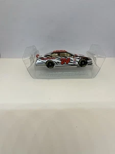 Coche de eventos UAW-GM 500 2004 1/64 diecast Lowe’s Motor Speedway Charlotte NASCAR - Imagen 1 de 8