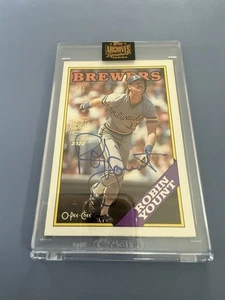 Robin Yount 1/1 2022 Topps Archives ‘88 Topps On Card Auto! Encased! - Picture 1 of 3