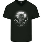 Lone Wolf In the Moonlight Mens V-Neck Cotton T-Shirt