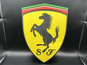 Ferrari Logo Schild Display | 3D Wand Schreibtisch Regal Kunst - Bild 1 von 4