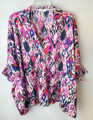 Túnica Umgee Talla Grande Rosa Floral Geométrica Cuello en V Boho Cuello Fluido Talla S Foto 1 de 4