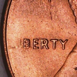 1990 Lincoln Memorial Cent Error Strike through Grease Missing Letters 1c Penny - Picture 1 of 6