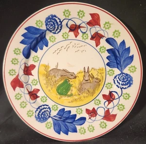 Antiker Kaninchengeschirr Teller 9 1/4" Staffordshire Spritzgeschirr Kaninchen & großer Frosch - Bild 1 von 8