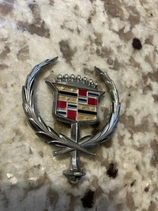 OEM Vintage Cadillac Kranz Motorhaube Ornament (klappbar) - Bild 1 von 5