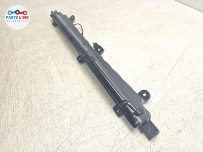 Land Rover Defender 110 2020-23 montaje alto trasero tercera parada luz de freno lámpara L663 Foto 1 de 4