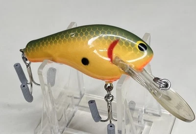 Señuelo de pesca vintage Bagley's "Killer B2", ¡color toba "caqui sobre oro"! Excelente uso Foto 1 de 4