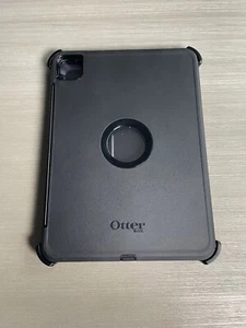 Otterbox Defender Series iPad Pro 11-inch (1st, 2nd, and 3rd gen) - Picture 1 of 2