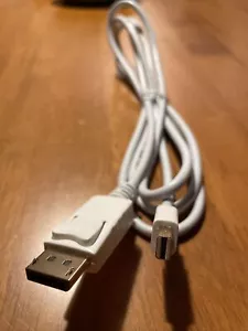 Display to Mini Display Port Cable E342987 5’ ft White AWM Style 20276 80c 30V - Picture 1 of 3