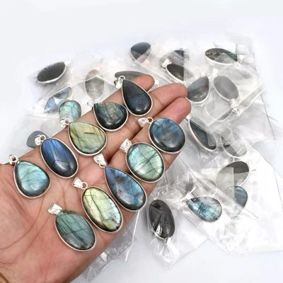 Venta al por mayor Lote de colgantes con bisel de piedras preciosas de labradorita disponibles en buena calidad Boho~ Foto 1 de 4