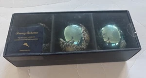 Tommy Bahama 3er Set blaues Glas mit Muscheln Perlen und Glitzer Ornamenten Neu im Karton - Bild 1 von 4