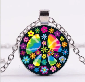 Cabochon Glass necklace Silver Pendant FLOWER PEACE SIGN Gift For Her Valentines - Picture 1 of 1