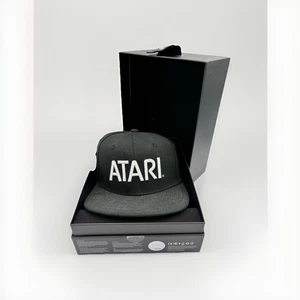 NEW ATARI SnapBack Speakerhat AT1-002 Black/white Enabled Atari Hat Gift - Picture 1 of 10