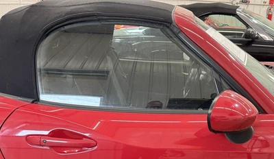 17-20 FIAT 124 SPIDER FRONT PASSENGER RIGHT RH DOOR GLASS WINDOW ONLY - Image 1 of 4